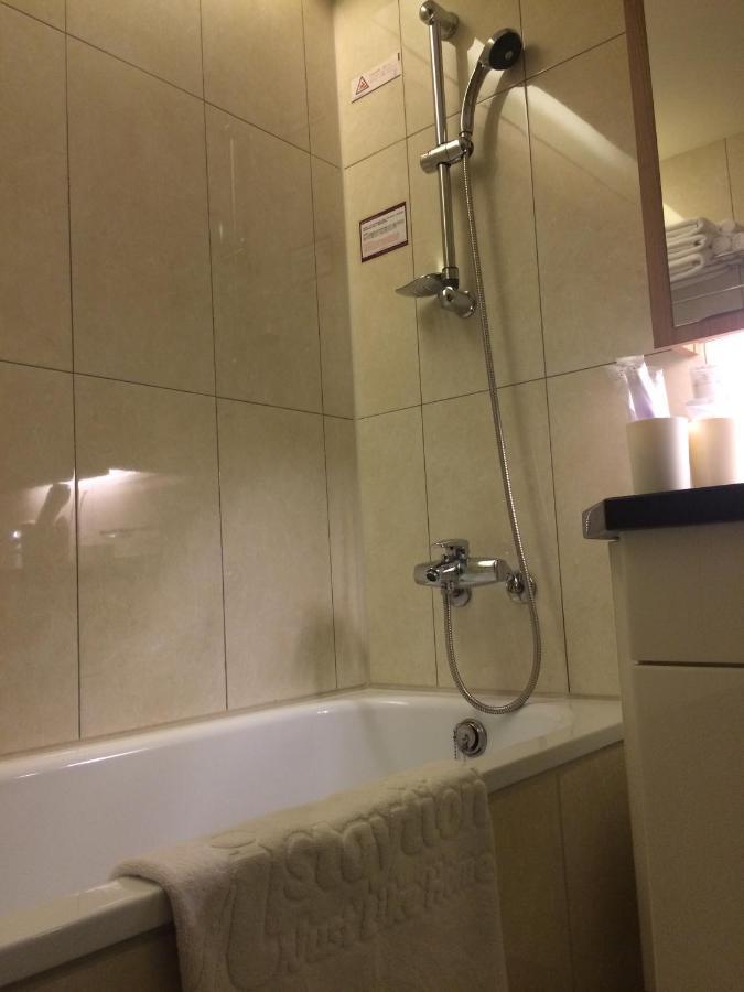 Aj Residence 安捷國際公寓酒店 Taipei Bagian luar foto